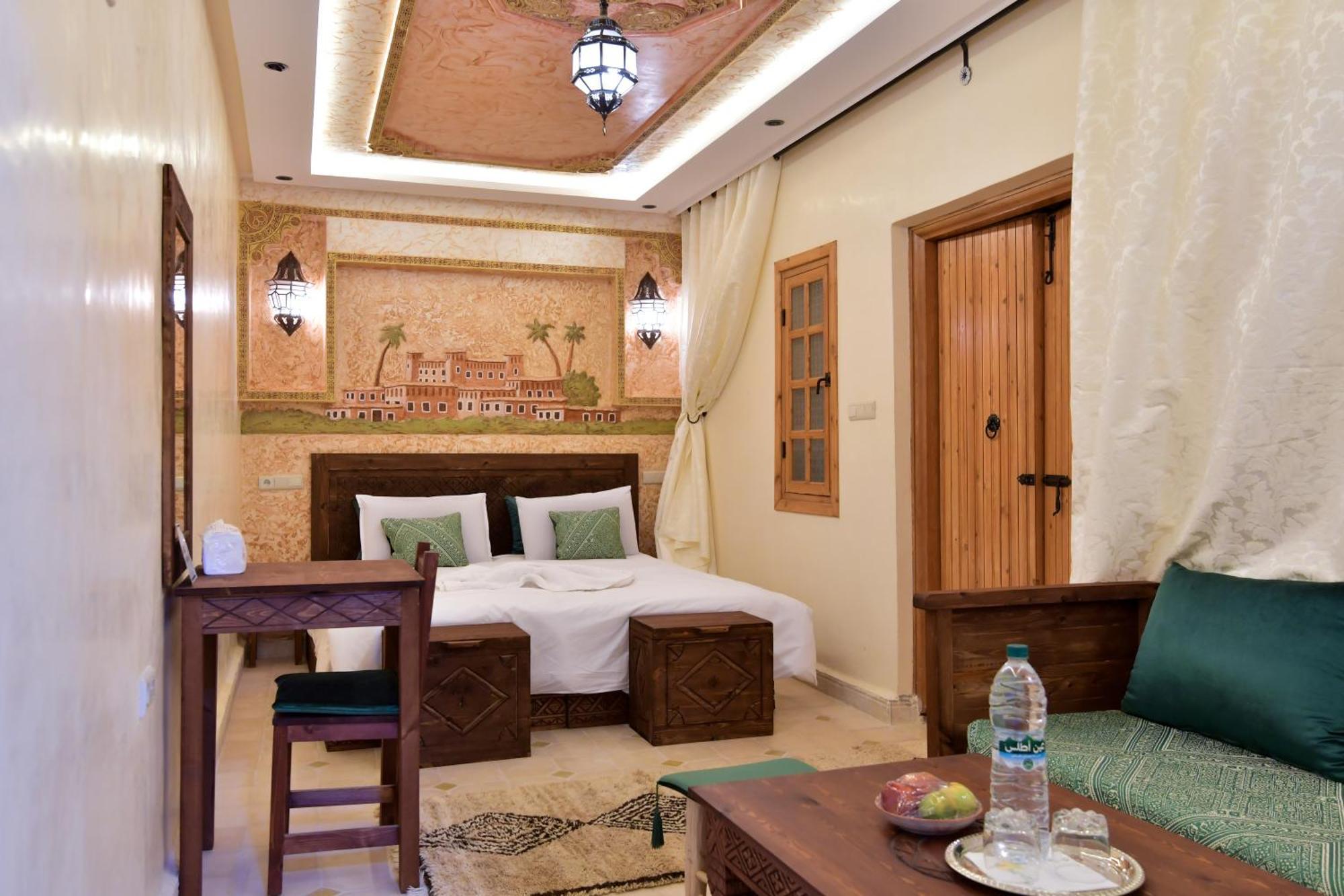 Dar Chams Ouarzazate Hotel Exterior foto