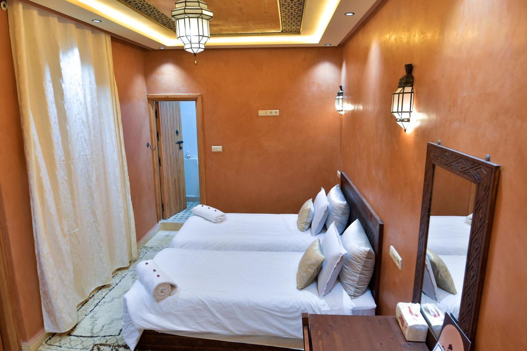 Dar Chams Ouarzazate Hotel Exterior foto